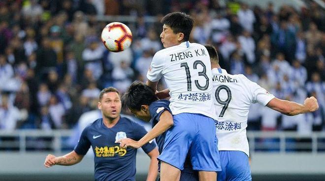 天津泰达绝杀:新援绝杀下港,豪取关键胜利 天津泰达绝杀:新援绝杀下港,豪取关键胜利