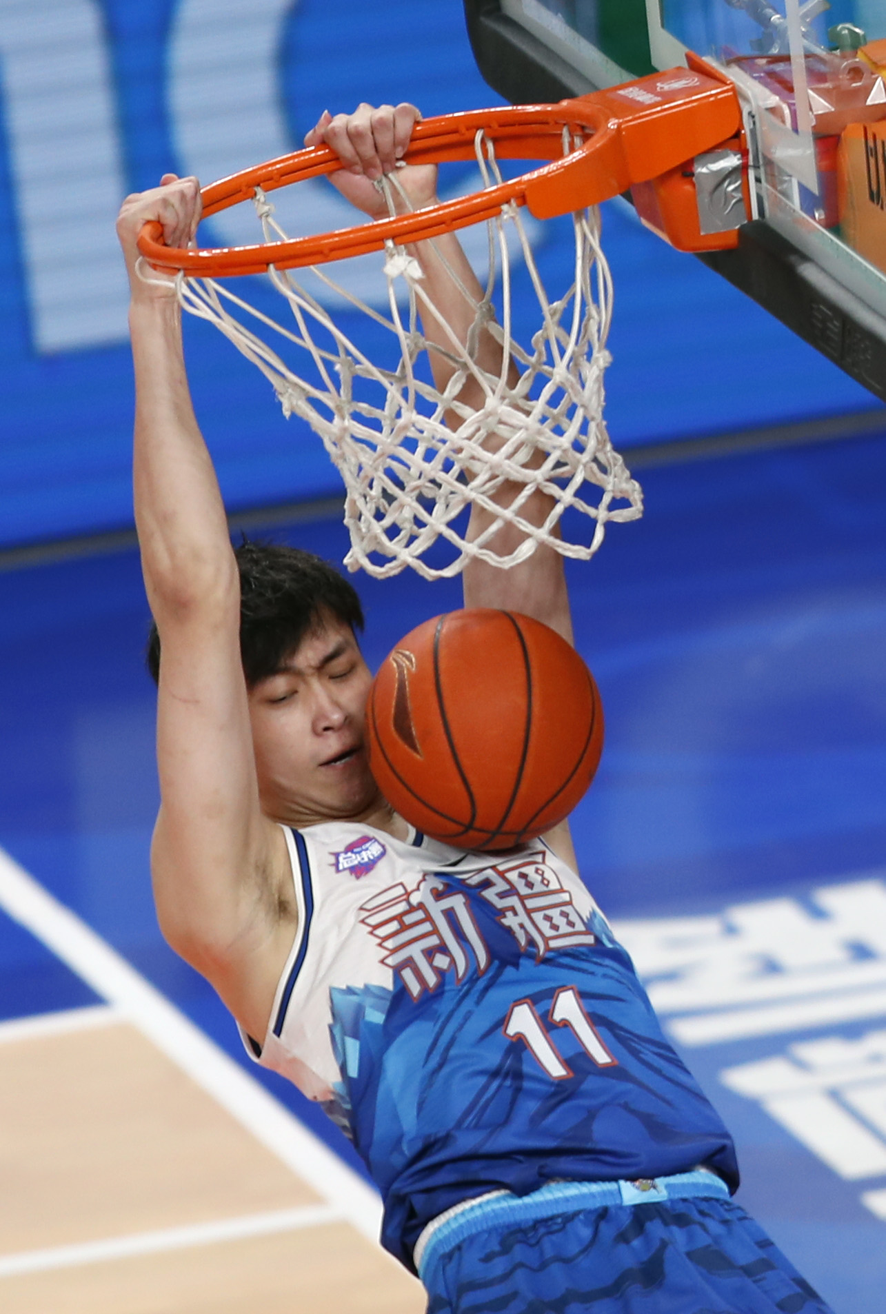 od体育地址-新疆男篮队员表现惊艳,实现逆袭