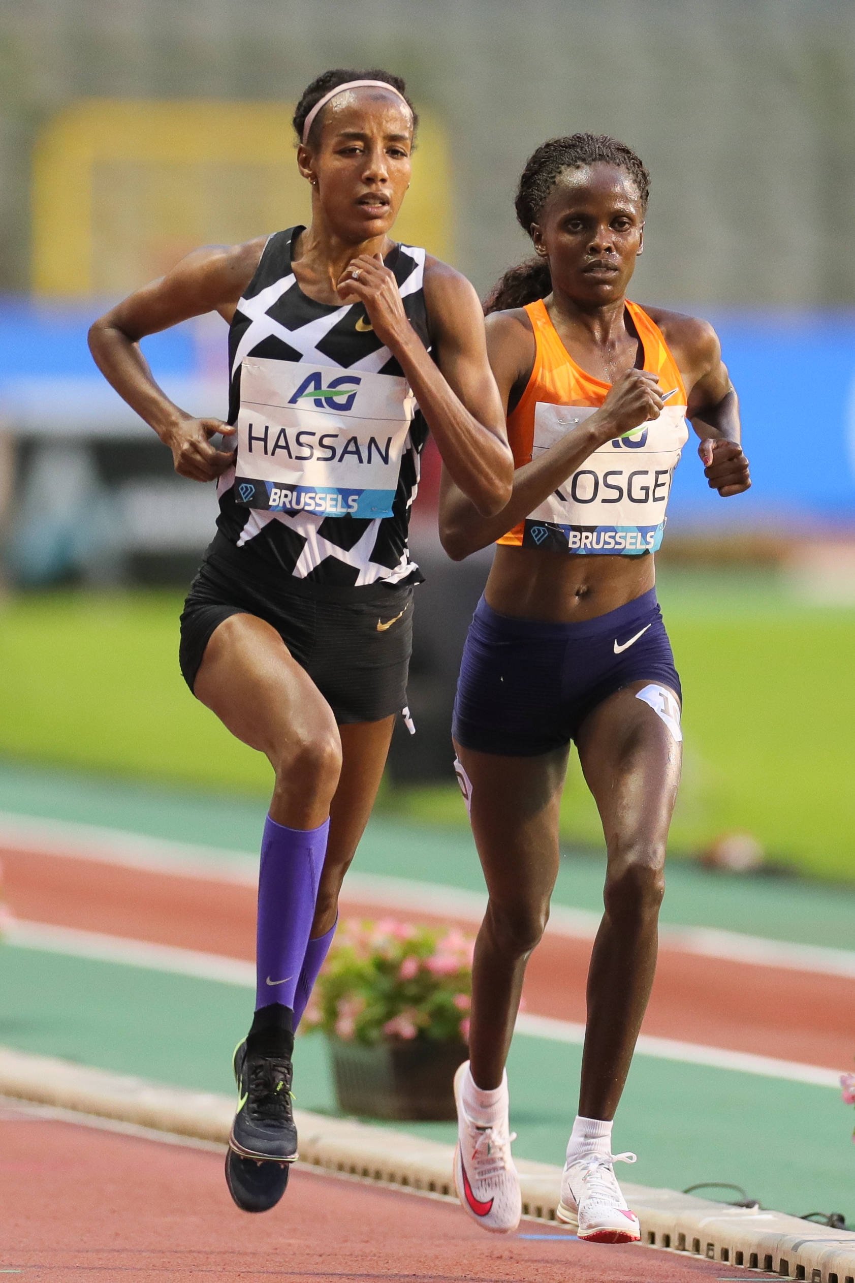 荷兰女子自行车选手刷新纪录 荷兰女子自行车选手刷新纪录