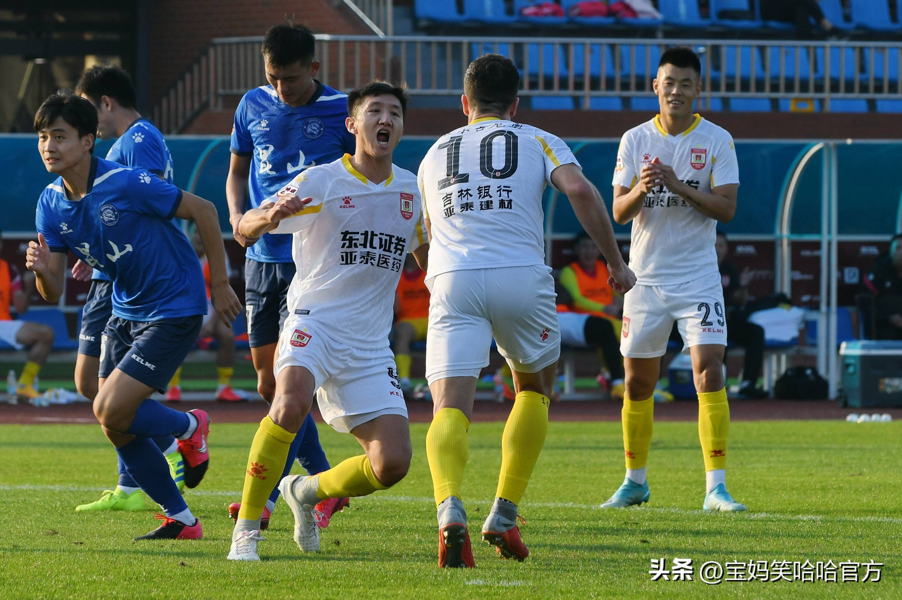 客场作战,球队展现强大适应能力 客场作战,球队展现强大适应能力