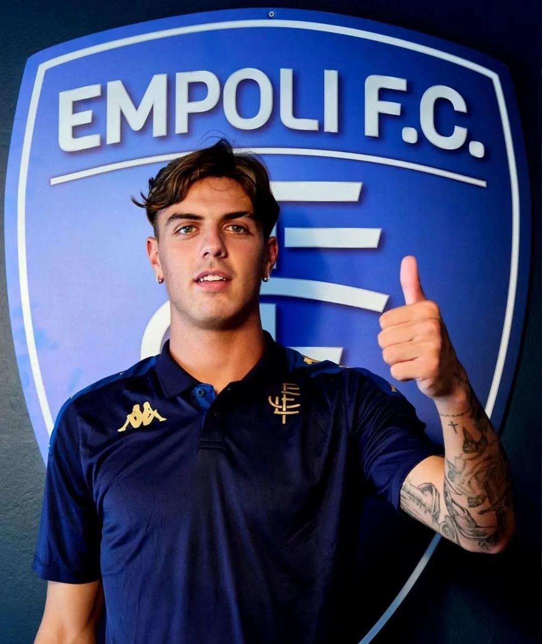 包含佛罗伦萨青训球员逐渐崭露头角的词条 包含佛罗伦萨青训球员逐渐崭露头角的词条