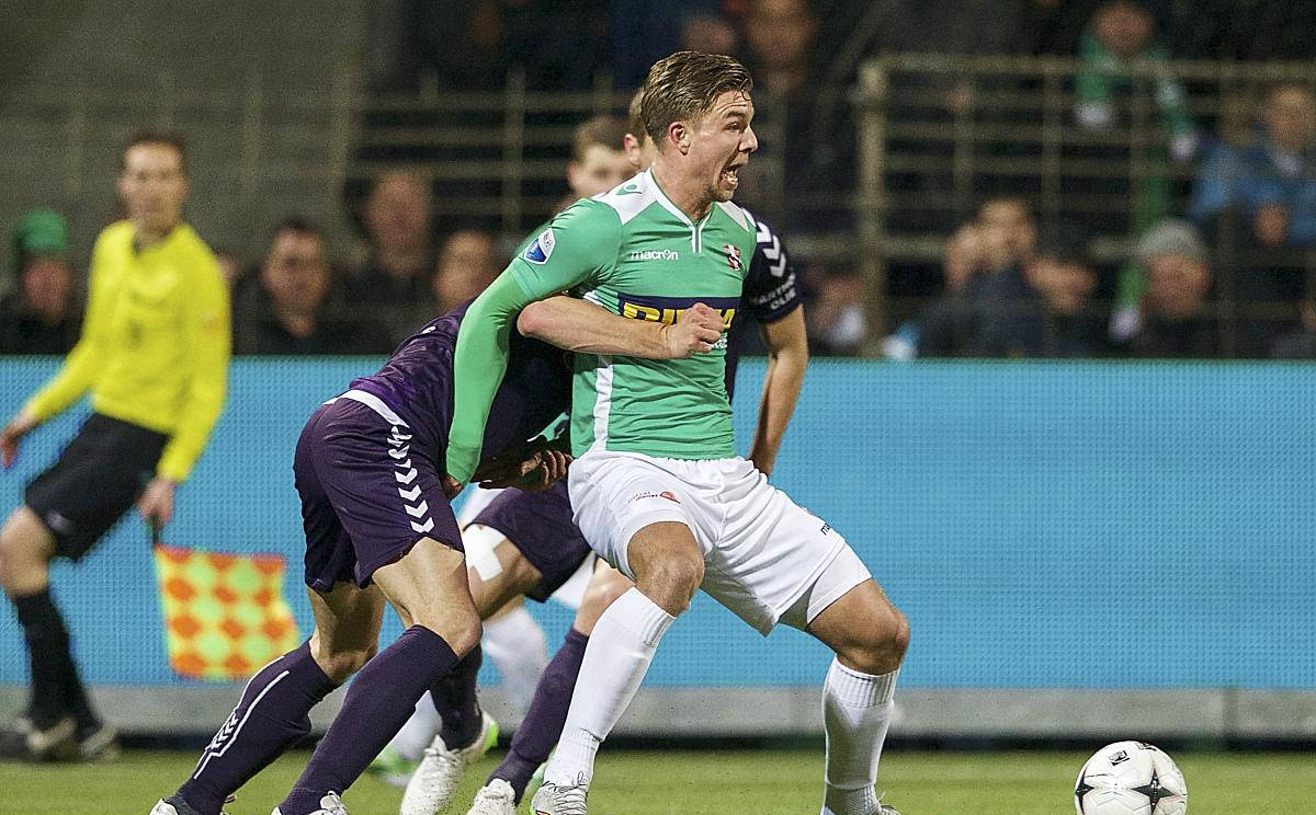 尼斯客场大胜,全队合力取胜 尼斯客场大胜,全队合力取胜