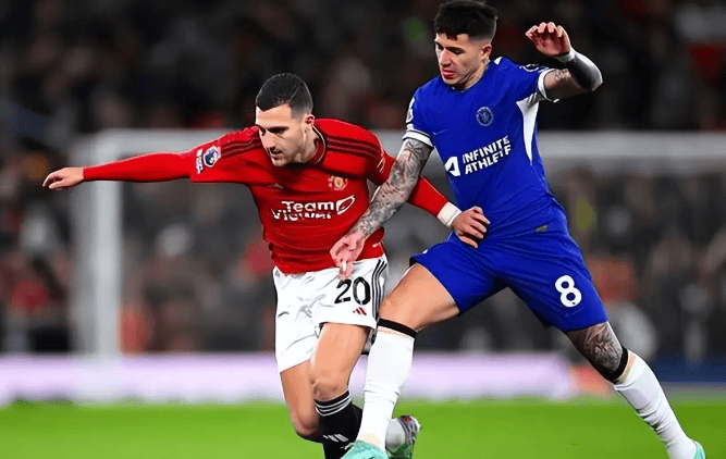 关于里昂客场击败里尔，保持领先优势的信息