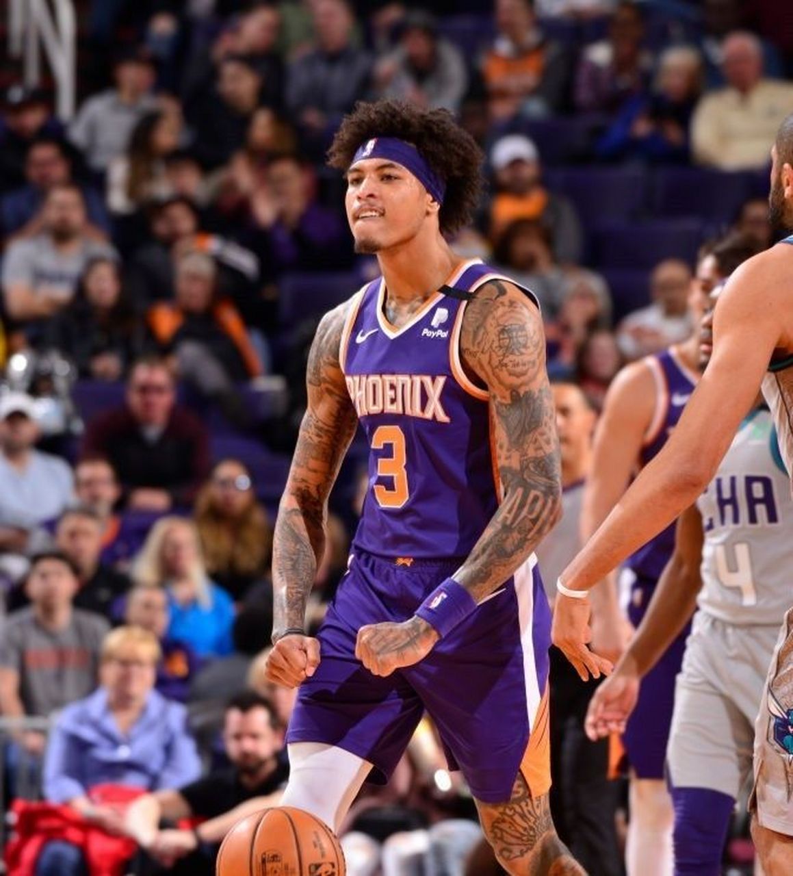 黄蜂主场大捷，实力雄厚表现的简单介绍