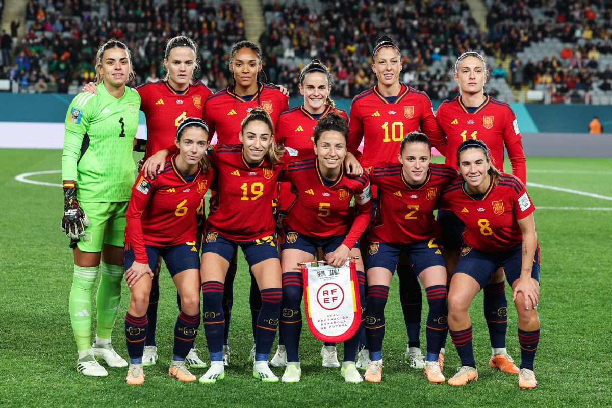 od体育网址-国际女足比赛场上的精彩瞬间令人热血沸腾的简单介绍