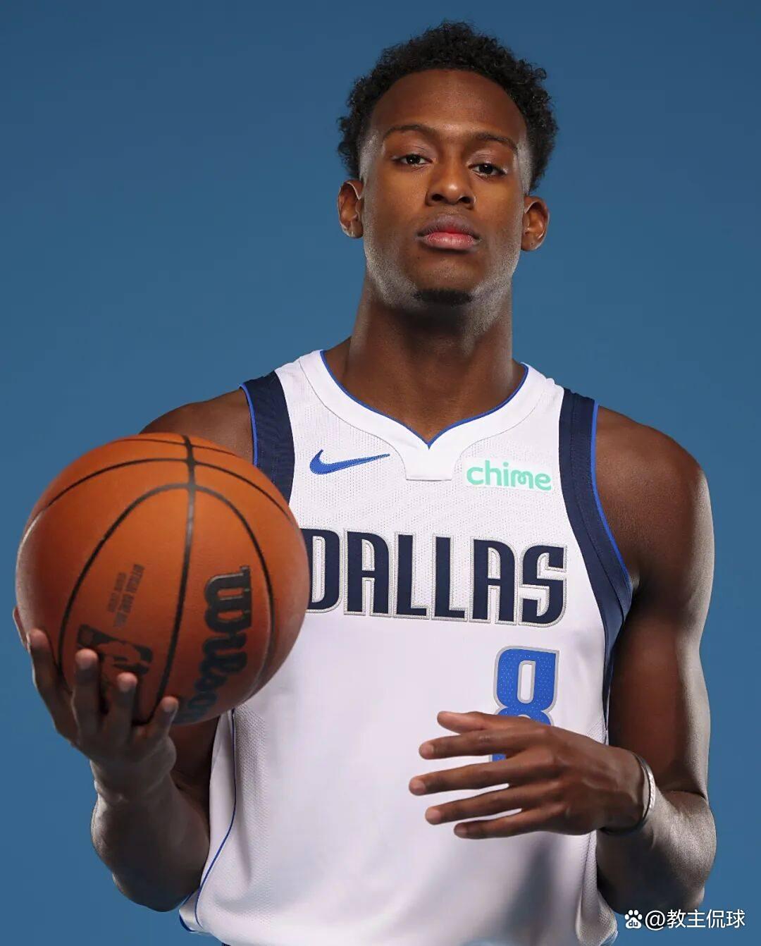 独行侠签下自由球员，强化内线实力的简单介绍