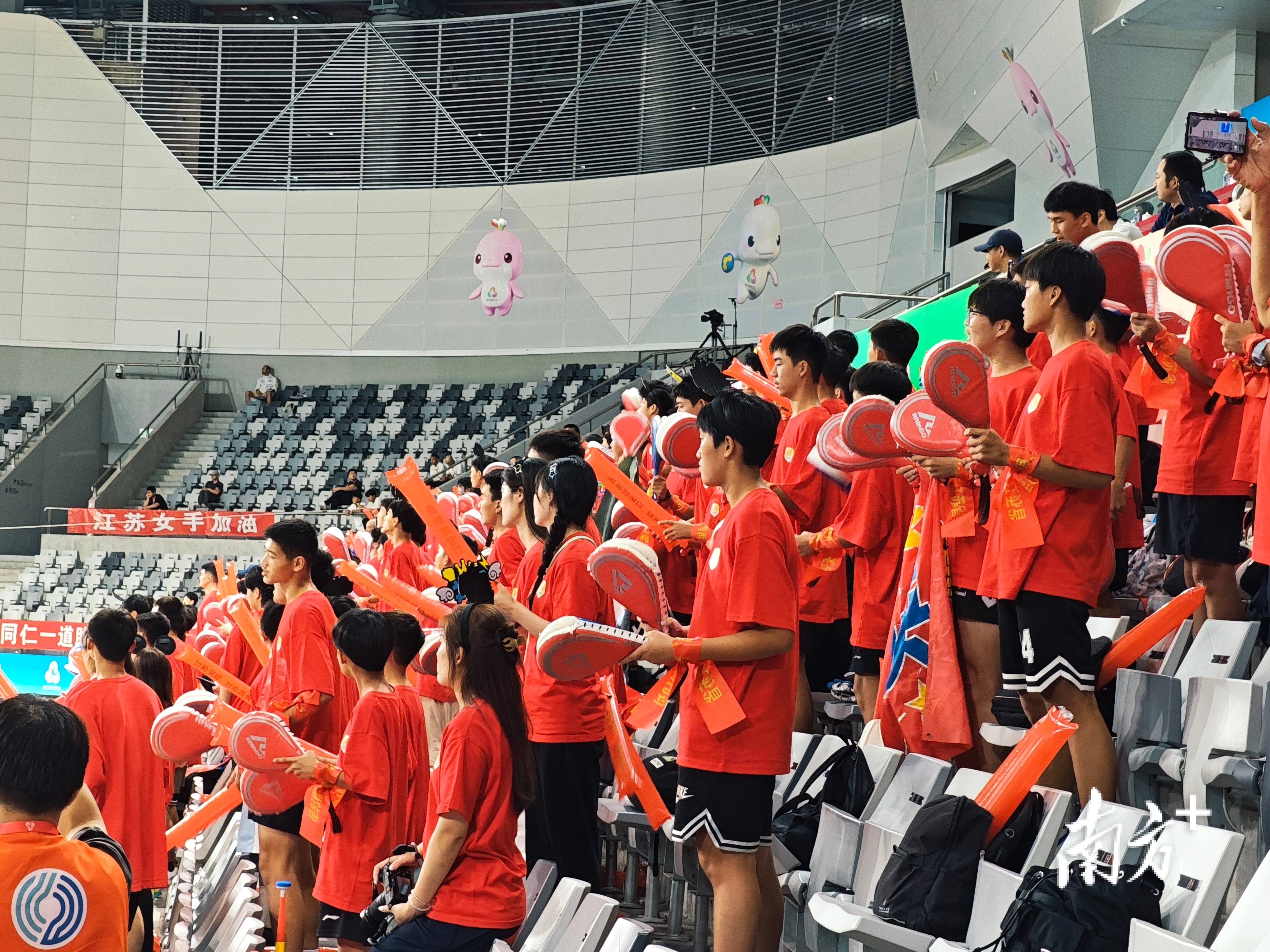 体育节目即将播出比赛精彩片段